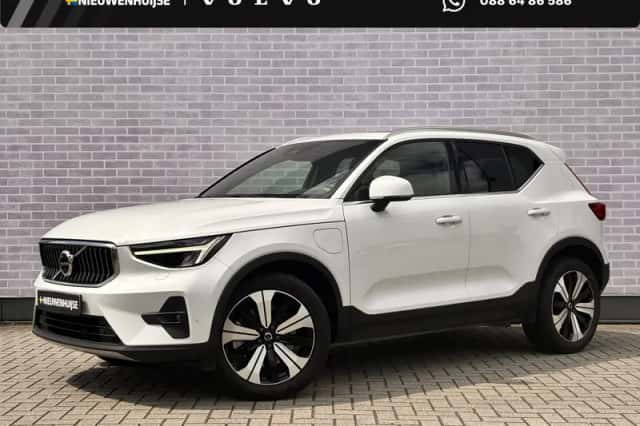 Volvo XC40 (2022) thumbnail 1