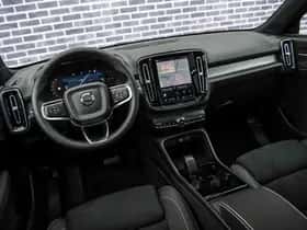 Volvo EX40 thumbnail 8