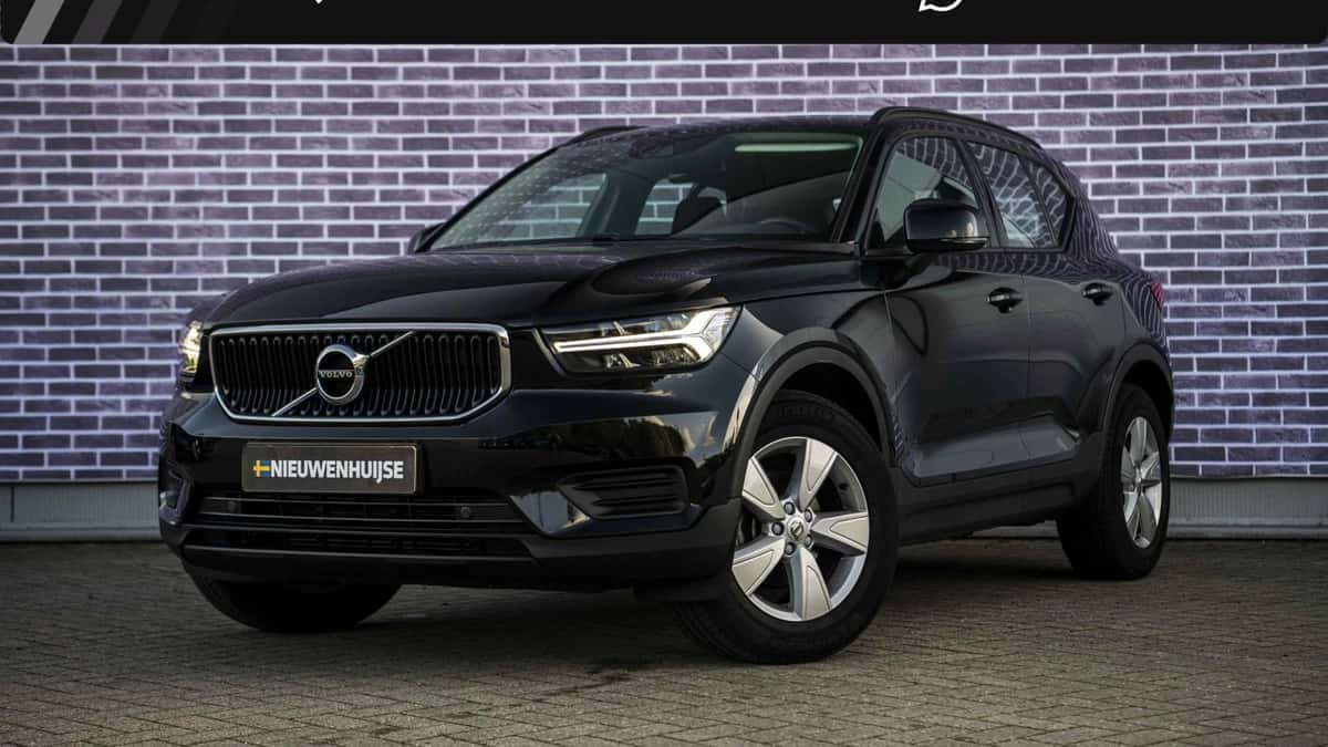 Volvo XC40 — foto 1