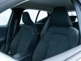 Volvo XC40 thumbnail 11