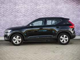 Volvo XC40 thumbnail 6