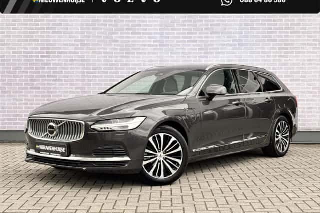 Volvo V90 (2025) thumbnail 1