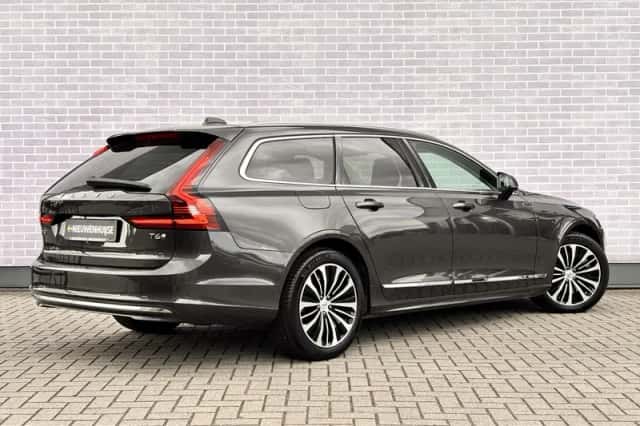 Volvo V90 (2025) thumbnail 3
