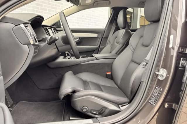 Volvo V90 (2025) thumbnail 6