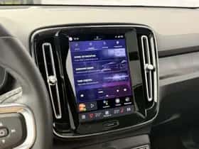 Volvo EX40 thumbnail 13