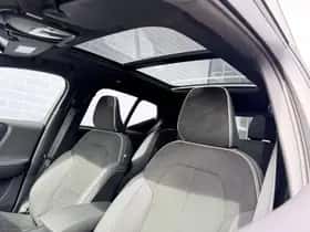 Volvo EX40 thumbnail 7