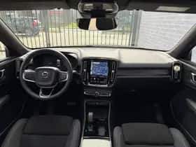 Volvo EX40 thumbnail 8