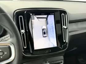 Volvo EX40 thumbnail 10