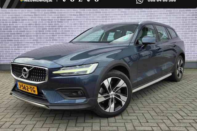 Volvo V60 (2020) thumbnail 1