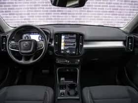 Volvo XC40 thumbnail 7