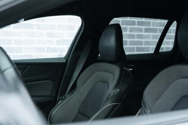 Volvo V60 (2021) thumbnail 5