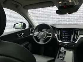 Volvo V60 (2021) thumbnail 19