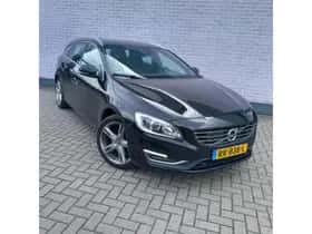 Volvo V60 (2017) thumbnail 2
