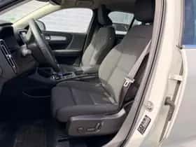 Volvo XC40 thumbnail 7