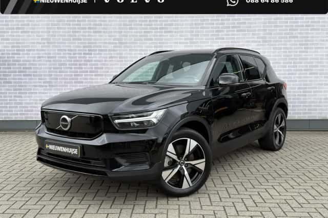 Volvo XC40 (2022) thumbnail 1