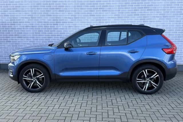 Volvo XC40 (2020) thumbnail 2