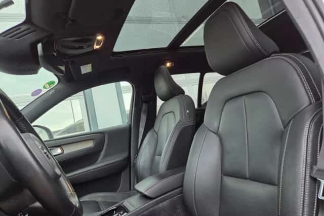 Volvo XC40 (2019) thumbnail 5