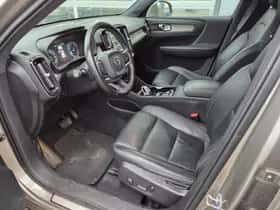 Volvo XC40 thumbnail 7