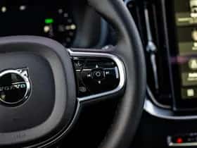 Volvo XC90 thumbnail 27
