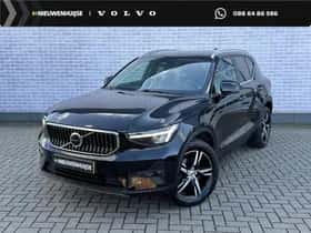 Volvo XC40 (2023) thumbnail 1