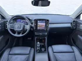 Volvo XC40 thumbnail 7