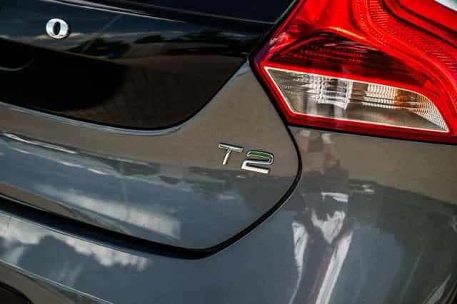 Volvo V40 (2016) thumbnail 29