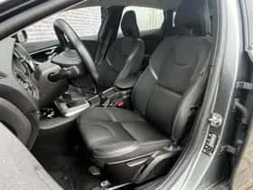 Volvo V40 thumbnail 6