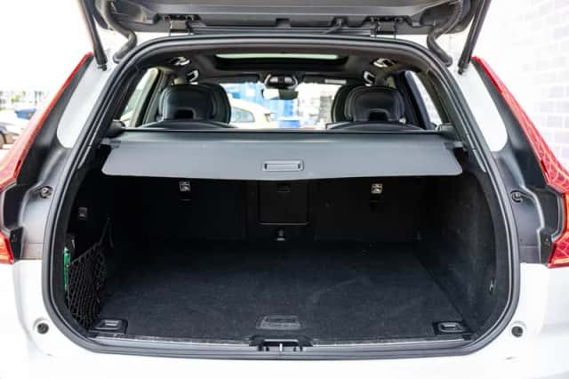Volvo XC60 (2022) thumbnail 28