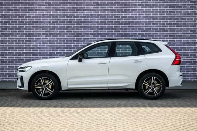 Volvo XC60 (2022) thumbnail 4