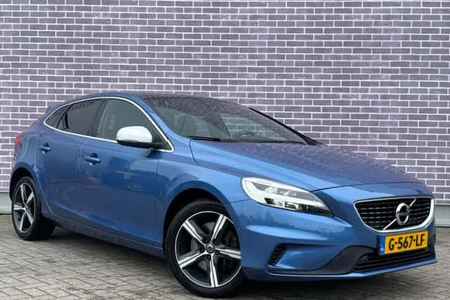 Volvo V40 (2019) thumbnail 3