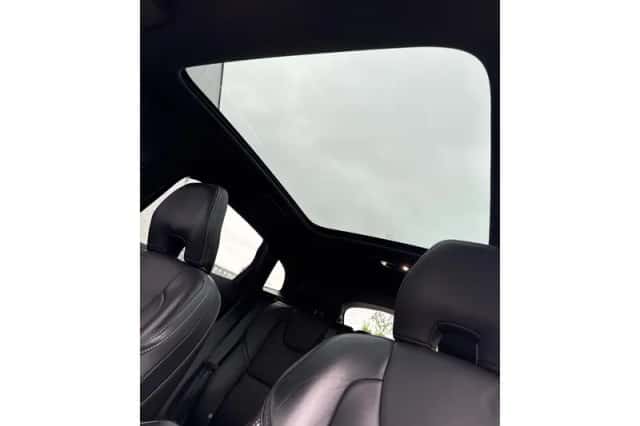 Volvo V40 (2019) thumbnail 10
