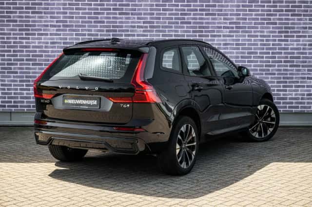 Volvo XC60 (2025) thumbnail 16