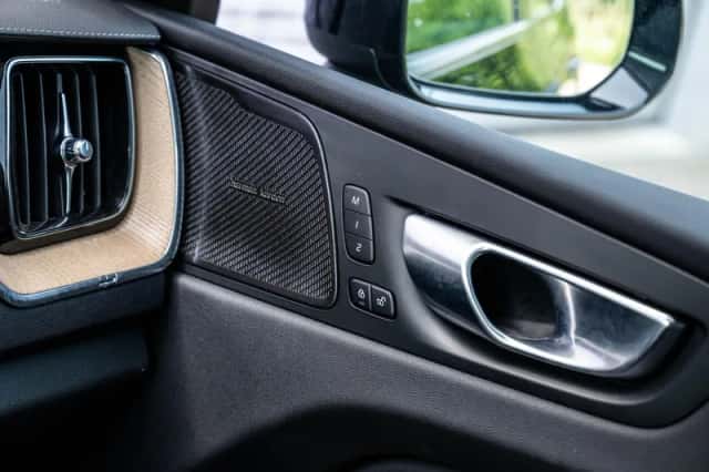 Volvo XC60 (2025) thumbnail 24