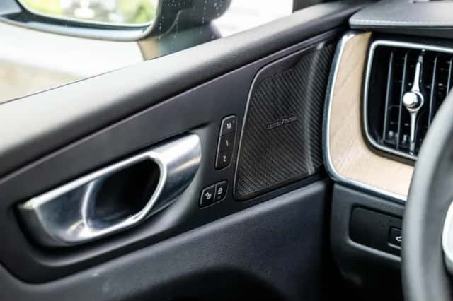 Volvo XC60 (2025) thumbnail 28