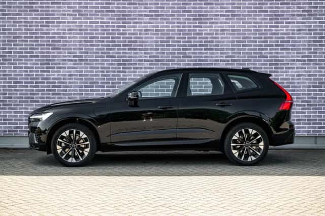 Volvo XC60 (2025) thumbnail 4