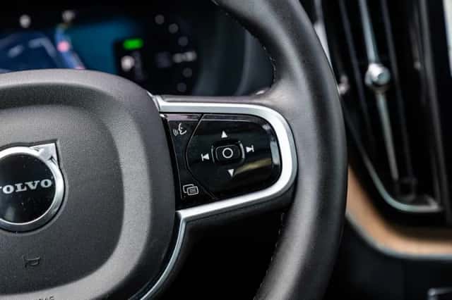 Volvo XC60 (2025) thumbnail 31