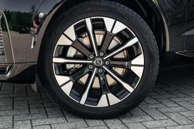 Volvo XC60 (2025) thumbnail 40