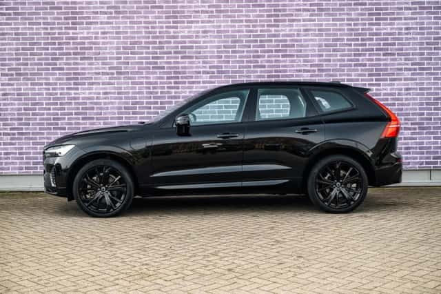 Volvo XC60 (2024) thumbnail 5
