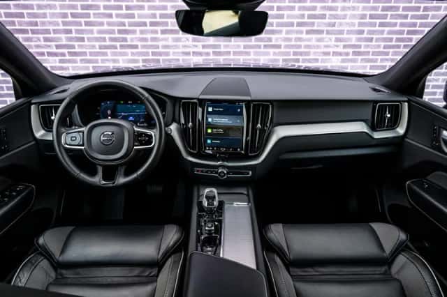 Volvo XC60 (2024) thumbnail 6