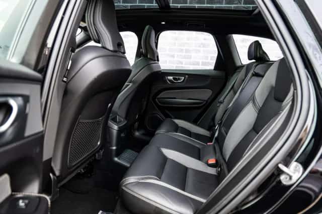 Volvo XC60 (2024) thumbnail 9