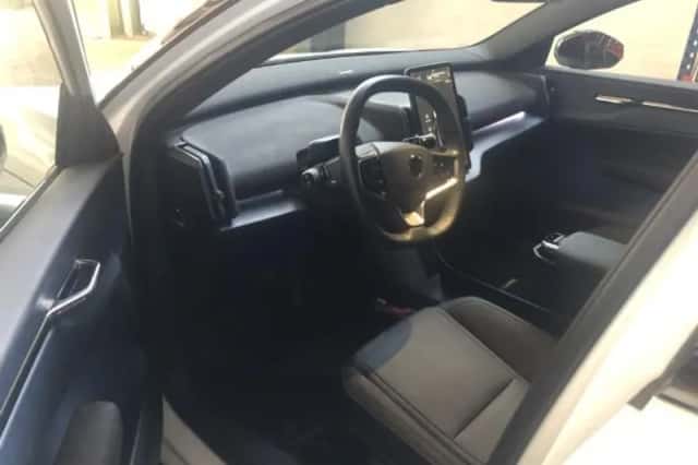 Volvo EX30 (2024) thumbnail 3