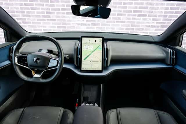 Volvo EX30 (2024) thumbnail 5