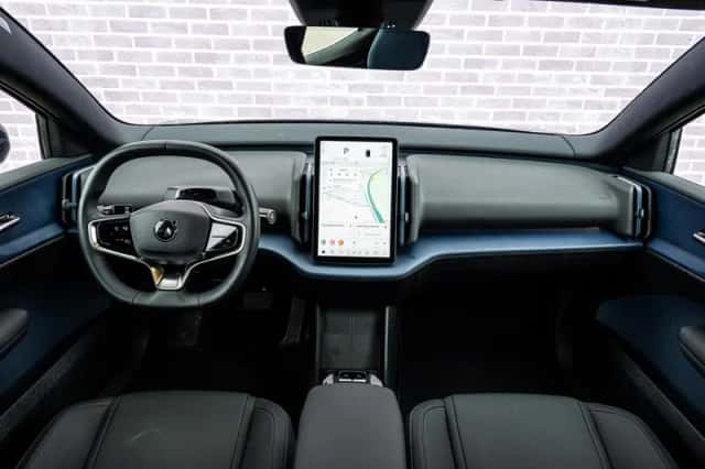Volvo EX30 (2024) thumbnail 5