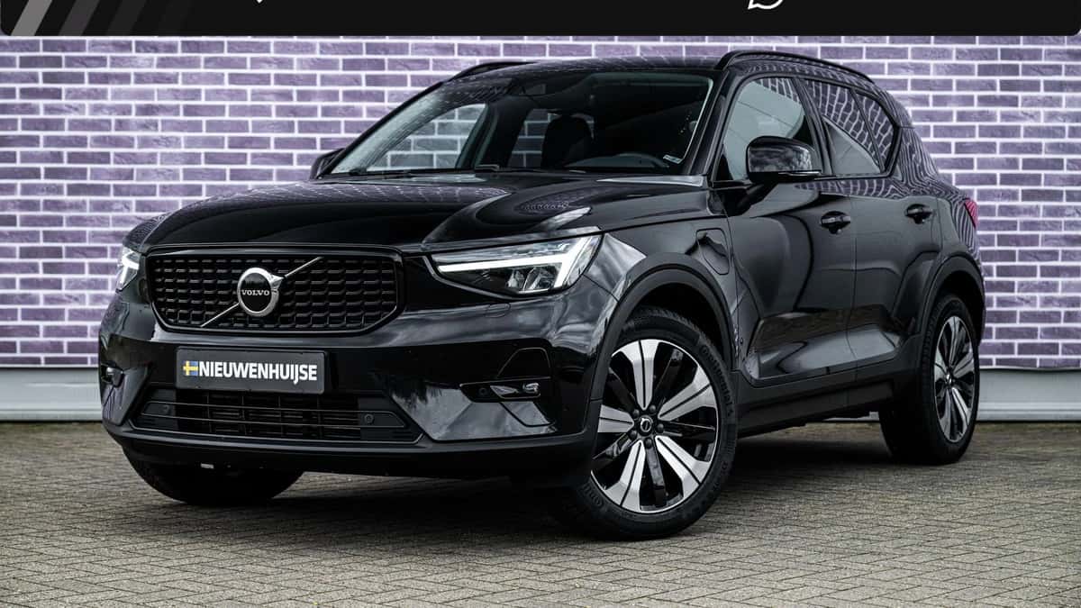 Volvo XC40 — foto 1