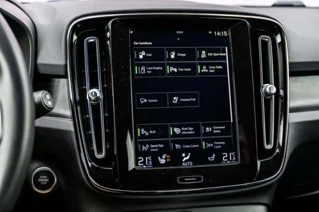 Volvo XC40 (2022) thumbnail 20