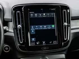 Volvo XC40 thumbnail 22