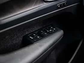 Volvo XC40 thumbnail 24