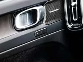 Volvo XC40 thumbnail 25