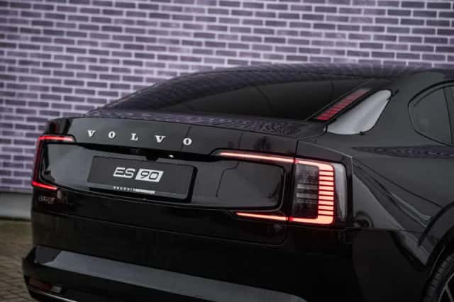 Volvo ES90 (2026) thumbnail 37