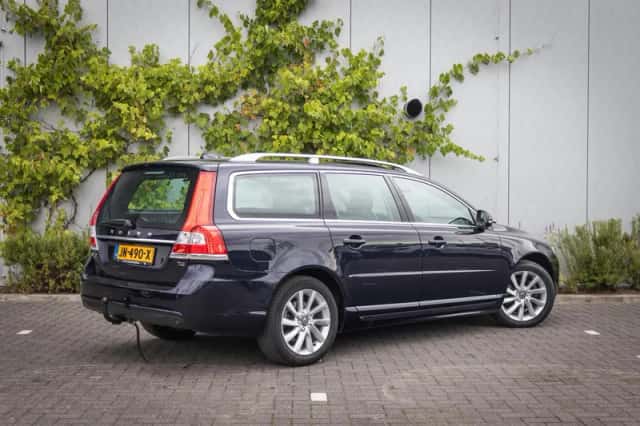 Volvo V70 (2016) thumbnail 4